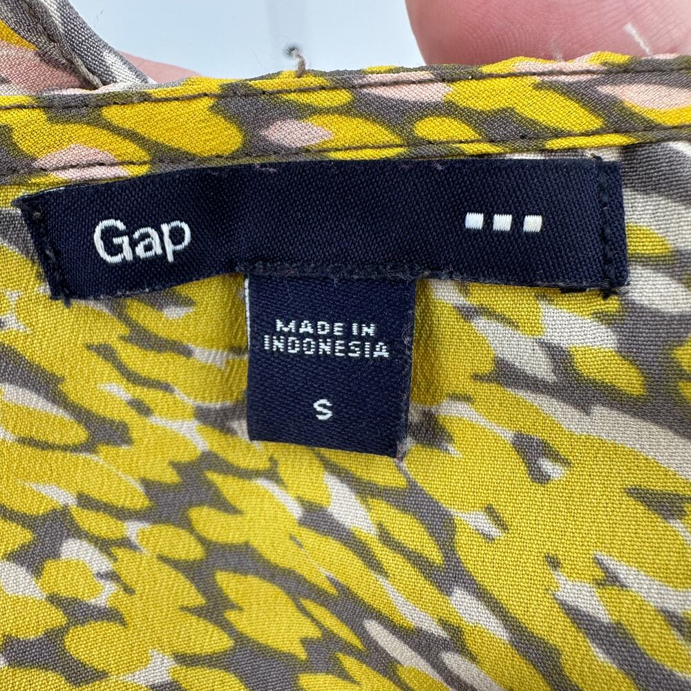 Gap Blouse Printed Ruffle V-neck WMNS S Gray/Pink/Yellow Sleeveless Geo Pattern - Picture 6 of 9